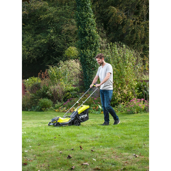 Газонокосарка Ryobi RLM18X33B-40