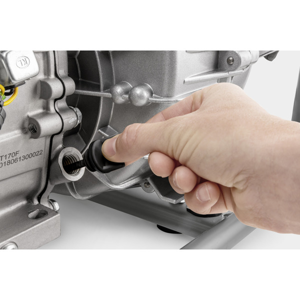 Мотопомпа Karcher для брудної води бензинова WWP 45 (1.042-210.0)