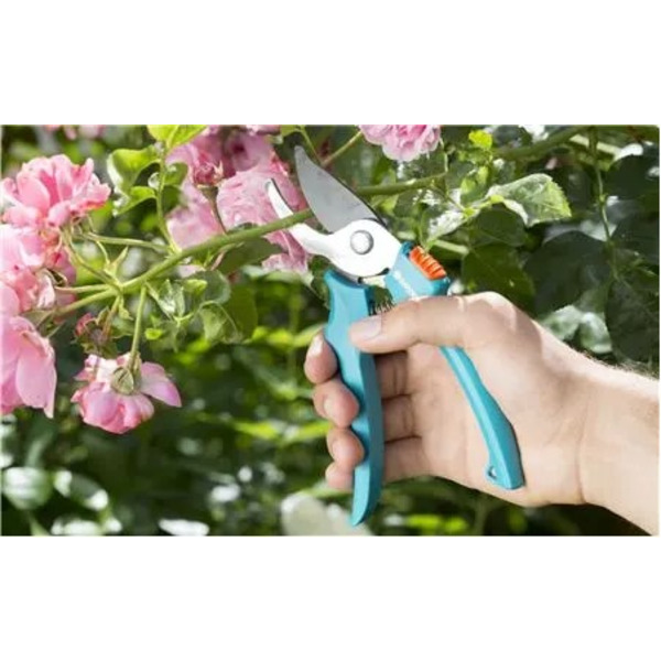 Комплект садових інструментів Gardena Classic Ergo (арт.8950, 8754, 11511) з ковшем (08966-30.000.00)