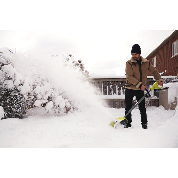 Снігоприбирач акумуляторний RYOBI ONE+ RY18ST25A-140 18В акб 1х4 А·г, ширина 25 см, викид 6 м, глибина 15 см, 5.3 кг (5133006235)