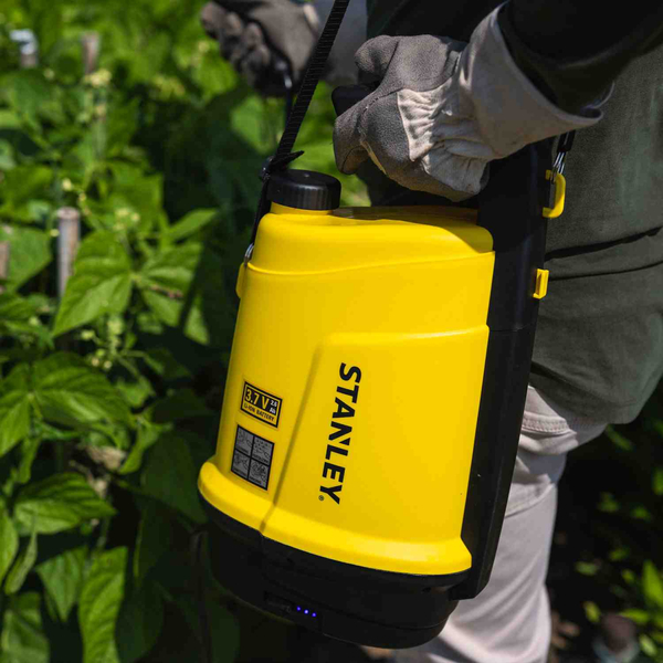 Обприскувач акумуляторний ранцевий STANLEY SXSPBS05E