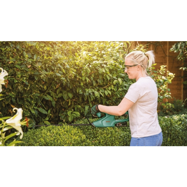 Кусторез аккумуляторный Bosch EasyHedgeCut 18-45 без АКБ и ЗУ (0.600.849.H03)