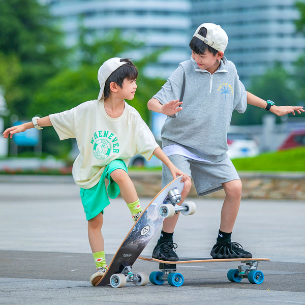 Скейтборд YVolution Dynamo Cruiser LED 76см, синій (YS52B2)