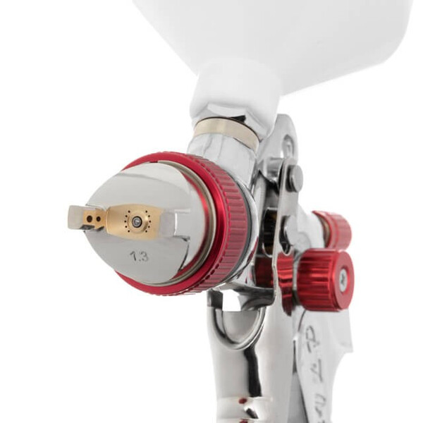 Краскопульт пневматичний HVLP із трьома наборами форсунок - 1,3мм, 1,4мм, 1,7мм, пластиковий бачок, 3бар.