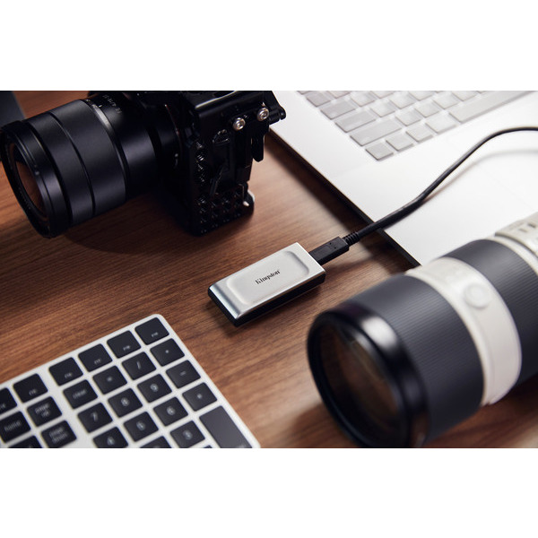 Накопитель внешний SSD Portable USB 2.0ТB Kingston XS2000 Silver (SXS2000/2000G)