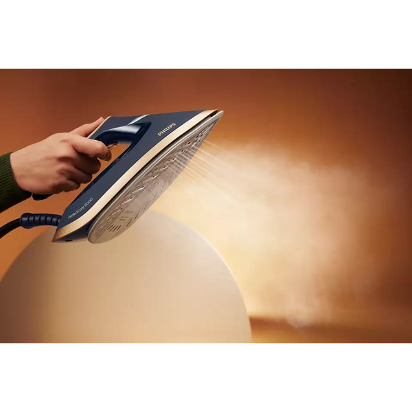 Праска Philips PerfectCare 6000 PSG6066/20