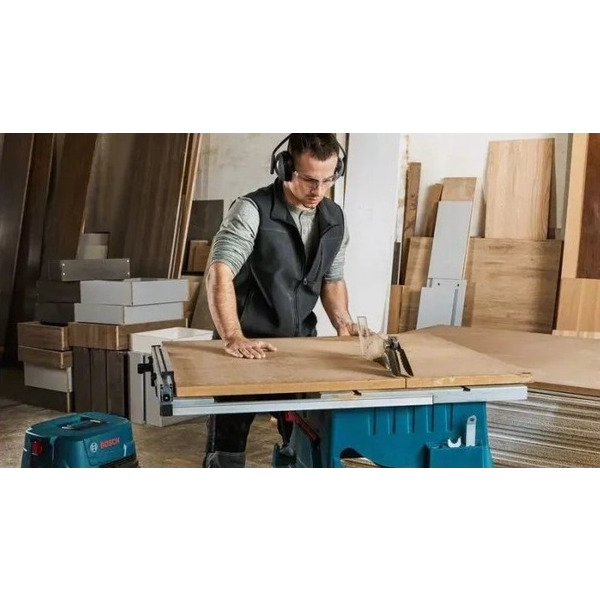 Bosch Стол распиловочный GTS 254, 1800Вт