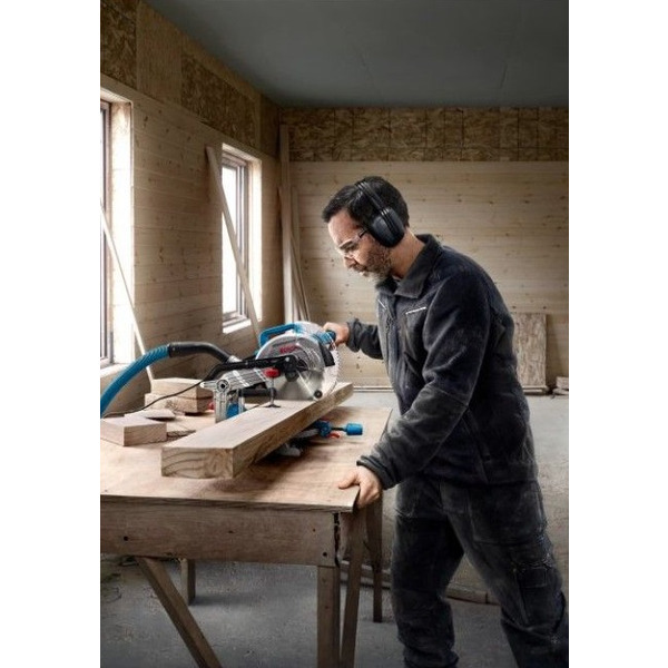 Монтажна пилка Bosch GCM 216 (0601B33000)