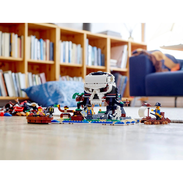 Блоковий конструктор LEGO Creator Піратський корабель (31109)