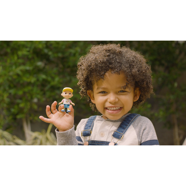 Игровой набор CoComelon Feature Vehicle Трактор со звуком