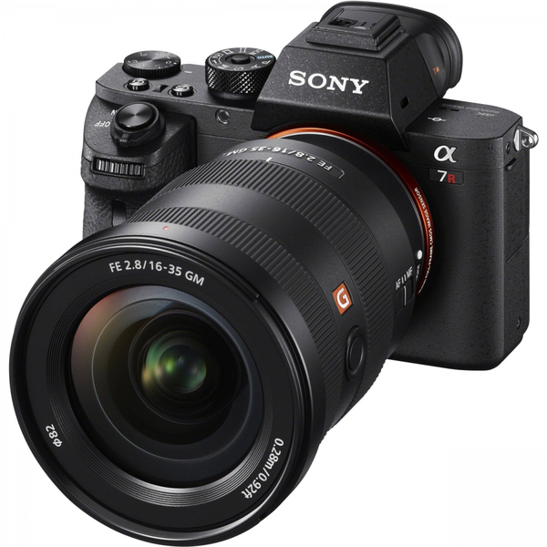 Ширококутний об'єктив Sony SEL1635GM 16-35mm f/2,8 GM