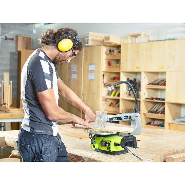 Лобзиковий верстат Ryobi RSW-1240G (5133002860)