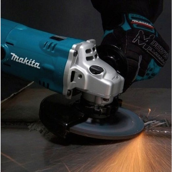 Кутова шліфмашина Makita GA7020
