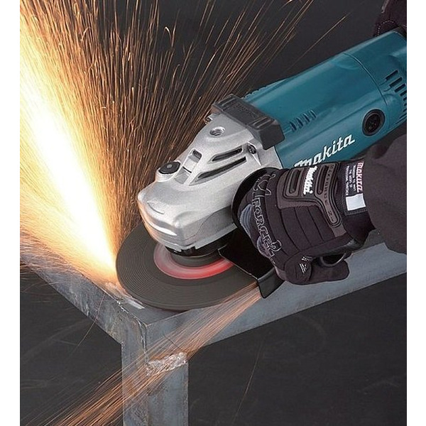 Кутова шліфмашина Makita GA7020