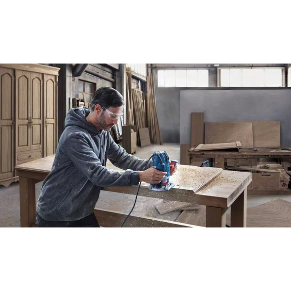 Bosch Фрезер GOF 130, 1300Вт, 11000-28000 об/мин, цанга 6 и 8мм, 3.5кг