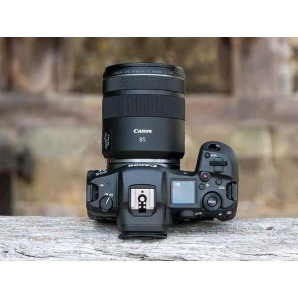 Объектив Canon RF 85мм f/2.0 MACRO IS STM