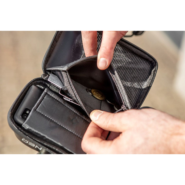 Сумка велосипедна Neo Tools із тримачем для смартфону, водонепроникна (91-001)