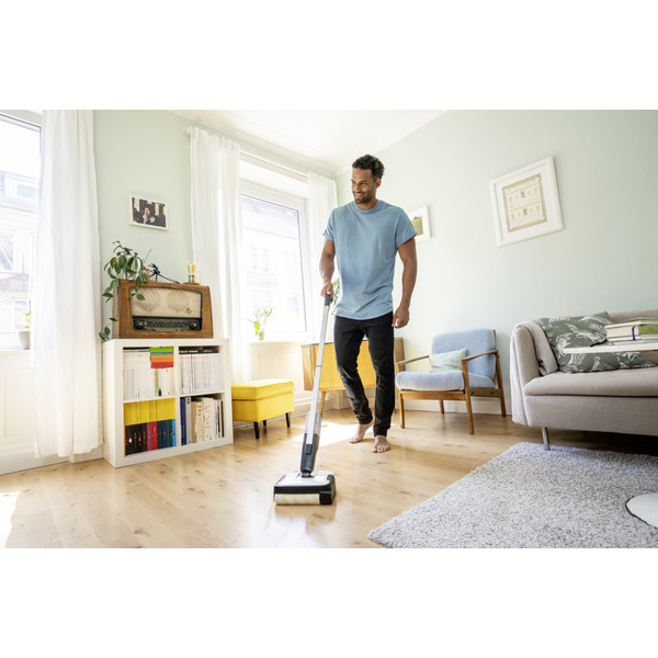 Пилосос Karcher FC 2-4