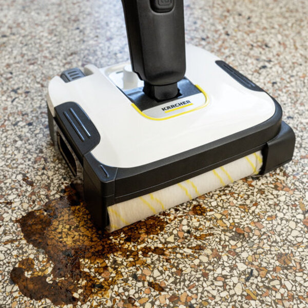 Пилосос Karcher FC 2-4