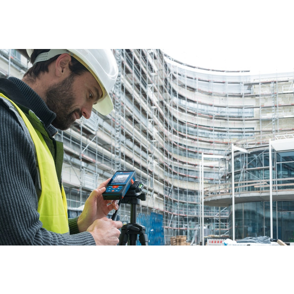 Далекомір лазерний Bosch Professional GLM 100-25 C з чохлом та батарейками (0.601.072.Y00)