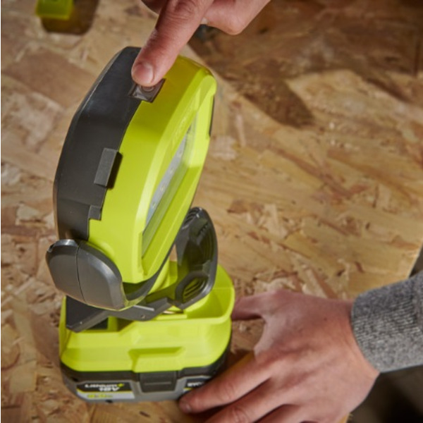 Ліхтар Ryobi RLCL18-0 5133005594