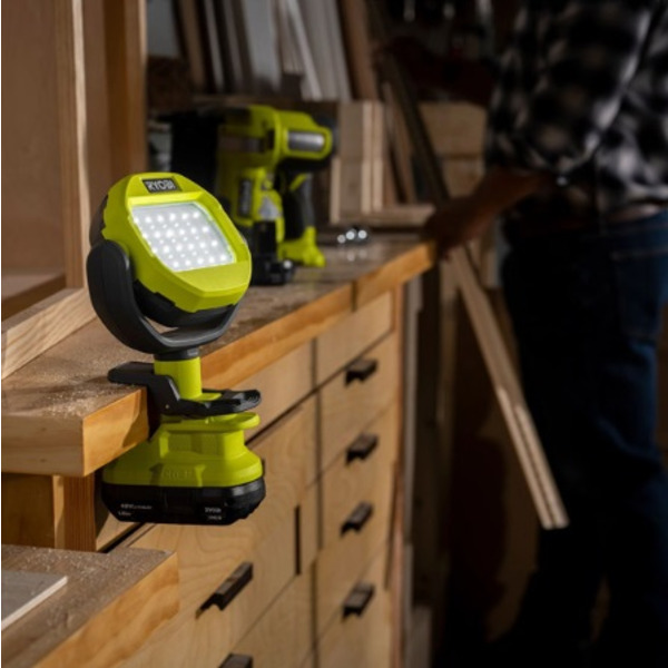 Ліхтар Ryobi RLCL18-0 5133005594