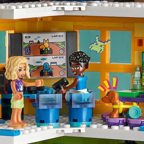 Конструктор LEGO Friends Хартлейк-Сіті. Громадський центр
