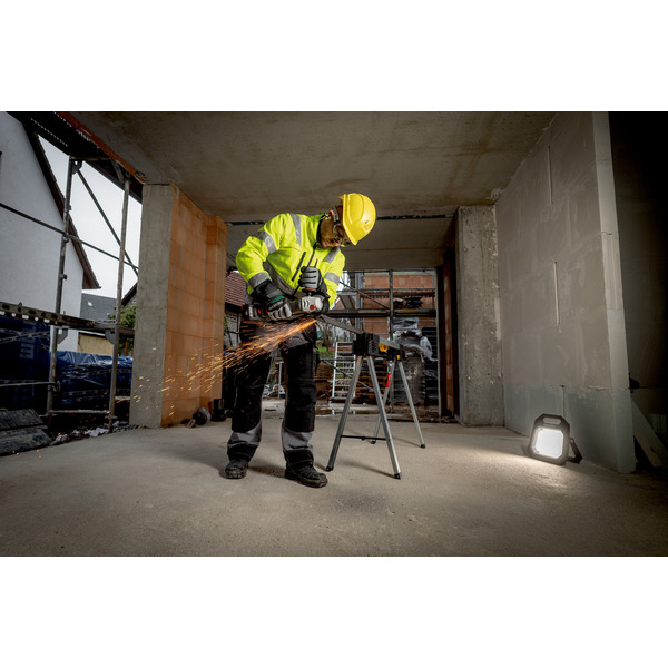 Акумуляторна безщіткова кутова шліфувальна машина Metabo WVB 18 LT BL 11-125 Quick 18V (613057850) - назва товару