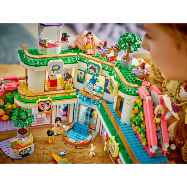 LEGO Friends Торговельний центр у Хартлейк-Сіті (42604)