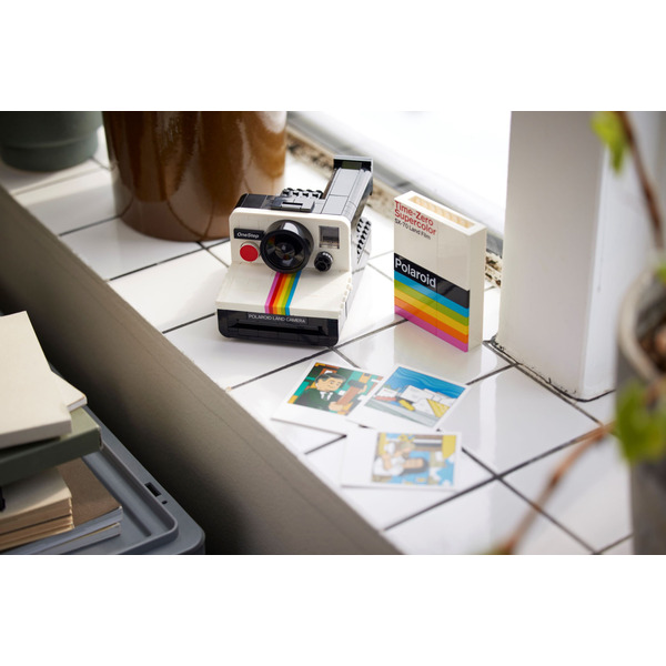 LEGO Ideas: Фоторапарат Polaroid OneStep SX-70 (21345)