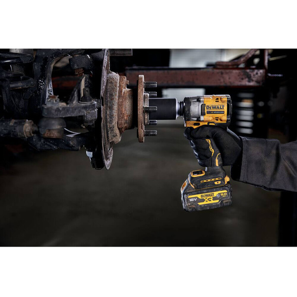 Гайковерт ударний акумуляторний безщітковий DeWALT DCF923P2G