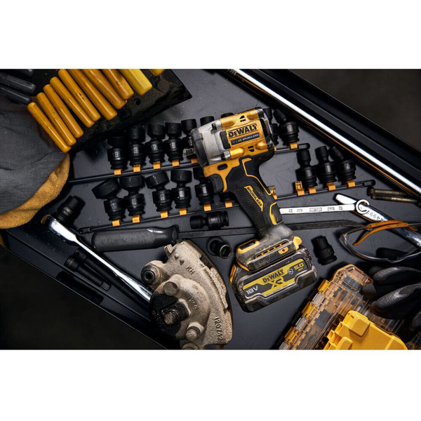 Гайковерт ударний акумуляторний безщітковий DeWALT DCF923P2G