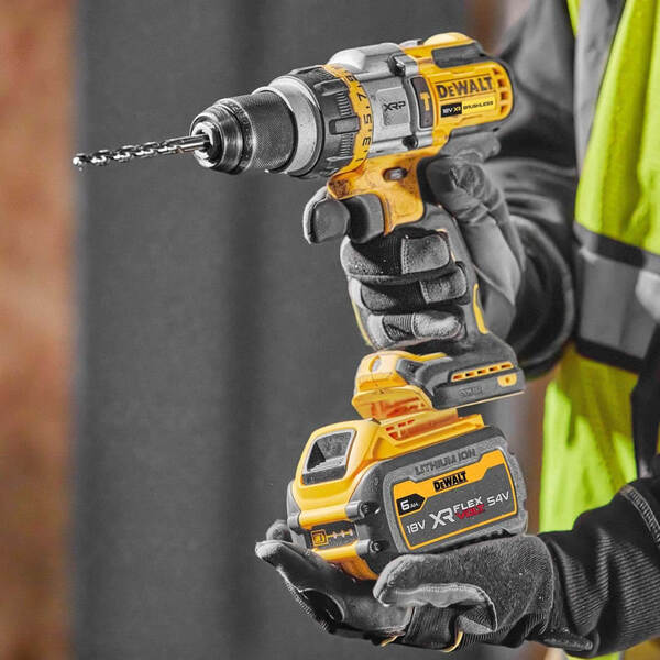 Дриль-шуруповерт акумуляторний безщітковий ударний DeWALT DCD999T1