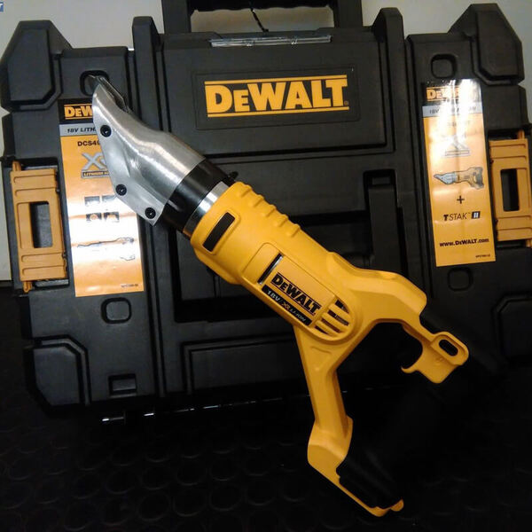 Ножницы по металлу аккумуляторные DeWALT DCS491NT