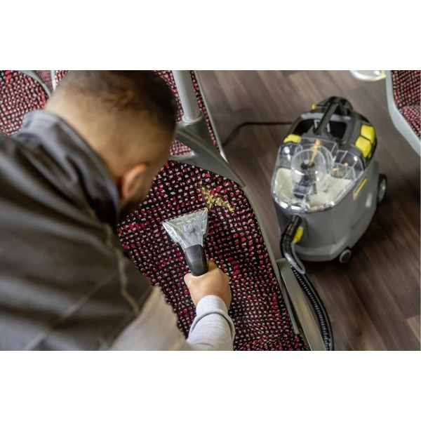 Пылесос Karcher Puzzi 8/1 (1.100-240.0)