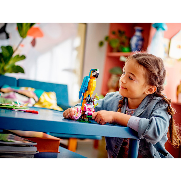 Конструктор LEGO Creator Екзотичний папуга 253 деталі