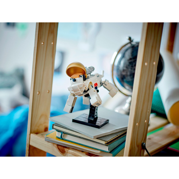 Конструктор LEGO Creator: Космонавт 647 деталей (31152)