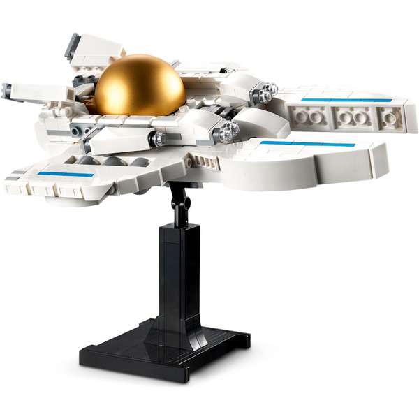 Конструктор LEGO Creator: Космонавт 647 деталей (31152)