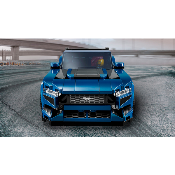 Конструктор LEGO Speed Champions: Ford Mustang Dark Horse