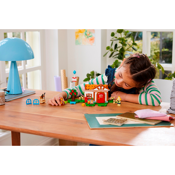 Конструктор LEGO Animal Crossing: Визит в гости в Isabelle