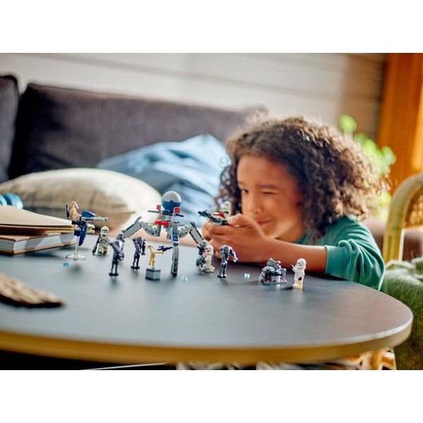 LEGO Star Wars: Клоны-пехотинцы и Боевой дроид - набор 215 деталей (75372)