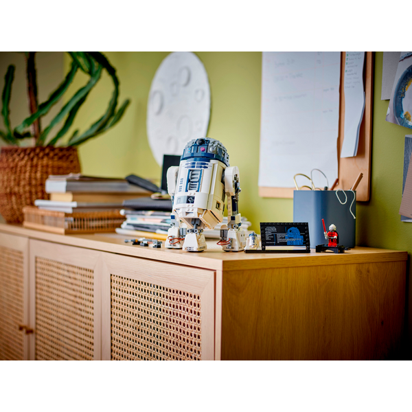 Конструктор LEGO Star Wars R2-D2