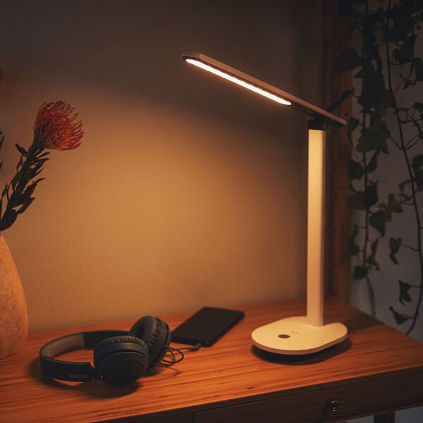 Лампа настільна акумуляторна Philips LED Reading Desk lamp Ivory біла (929003194707)