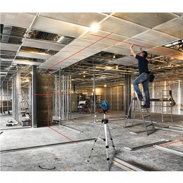 Лазерний нівелір Bosch GLL 3-15 + міні штатив