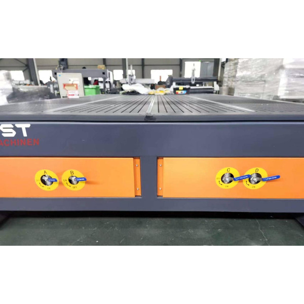 Фрезерний верстат по дереву з ЧПУ MAST 1325