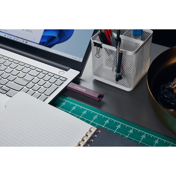 USB-Флешка Kingston DataTraveler Max Red (DTMAXA/512GB)