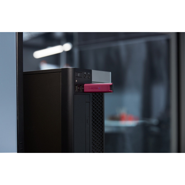 USB-Флешка Kingston DataTraveler Max Red (DTMAXA/512GB)