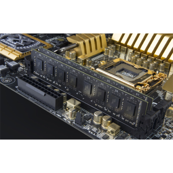 Модуль памяти DDR3 4GB/1600 Team Elite (TED34G1600C1101)