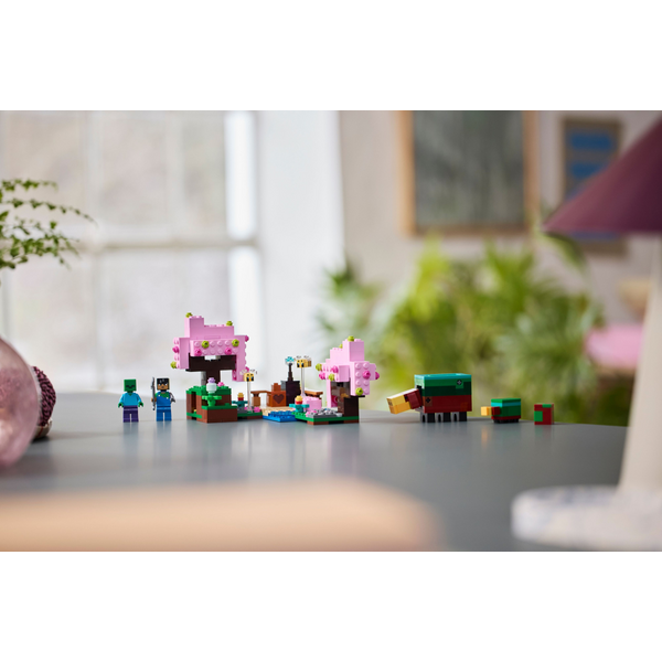 Конструктор LEGO 21260 Minecraft Квітучий вишневий сад