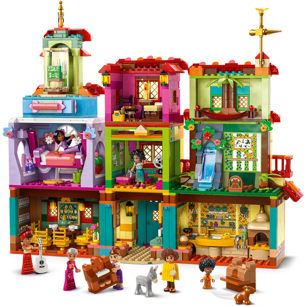 Конструктор LEGO Disney Очаровательный дом Мадригал (43245-)